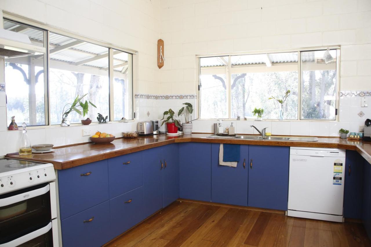 Charming 5 Bed Cottage With Fire Place สกอตส์เฮด ภายนอก รูปภาพ